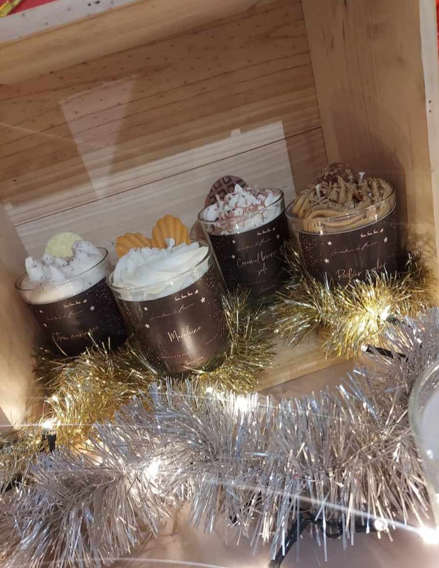 Bougie chantilly Noël 250G